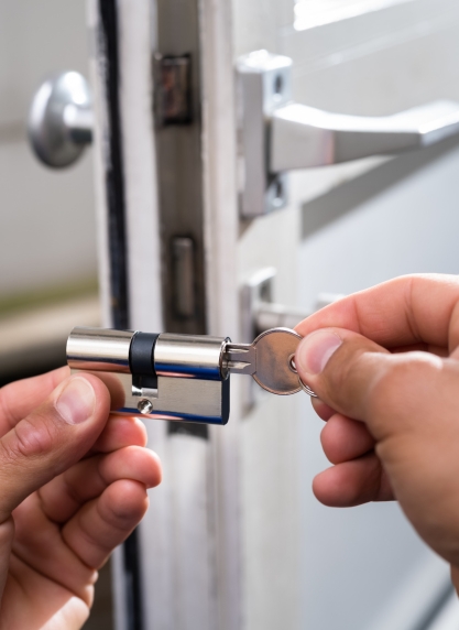 emergency locksmith near